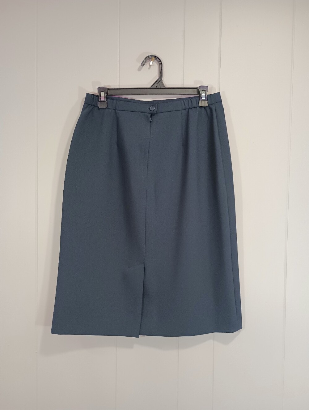 Koret Petite Classic Navy Knee-Length Women’s Skirt